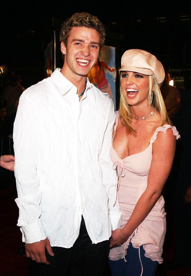 Pevka Britney Spears je v svoji knjigi spominov z bralci delila bolečo zgodbo. Pred dvajsetimi leti je bila v razmerju …