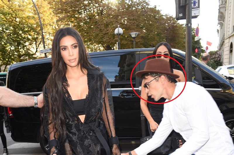Kim Kardashian žrtev nasilja na pariškem tednu mode. Preveri, kaj se je dogajalo! (foto: Profimedia)
