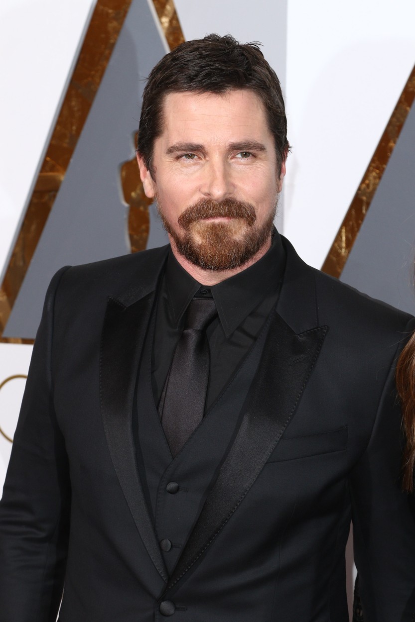 Klasičnega lepotca kot je Christian Bale se ne bomo nikoli nagledale!