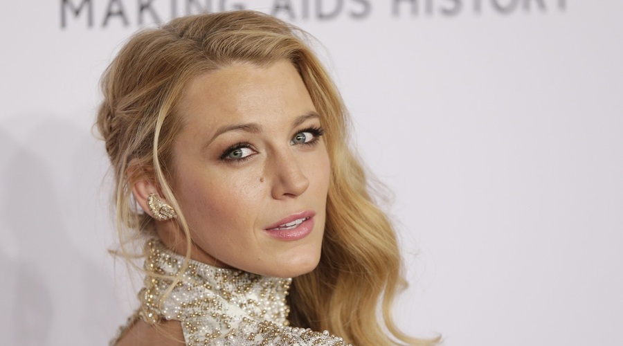 Instagram OBOŽUJE TO manikuro Blake Lively! (foto: Profimedia)