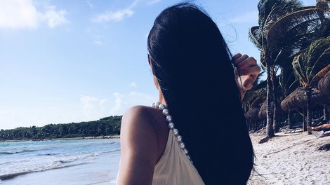 Sanja Grohar se je zaročila! Poglej si enega najlepših zaročnih prstančkov vseh časov