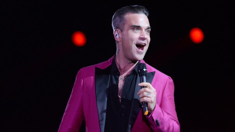 Robbie Williams bo v skopu turneje 2017 nastopil čisto blizu nas!