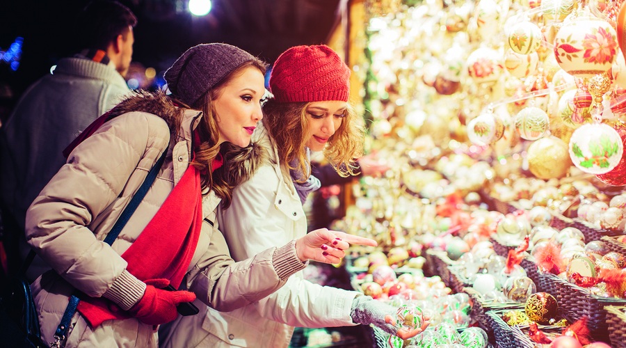 6 super idej, kaj lahko počnete s prijateljicami v magičnem decembru (foto: © iStock)