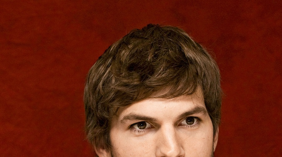 Ashton Kutcher: Želel si je vzeti življenje, da bi rešil brata dvojčka (foto: Profimedia)