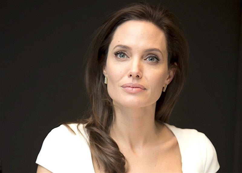 Angelina je izginila, njen bivši pa je razkril nekaj, na kar so številni čakali že več tednov! (foto: Profimedia)