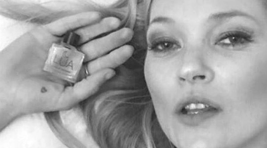 Kate Moss najnovejša žrtev hekerjev! Ukradli njene zelo intimne ... (foto: Kate Moss)