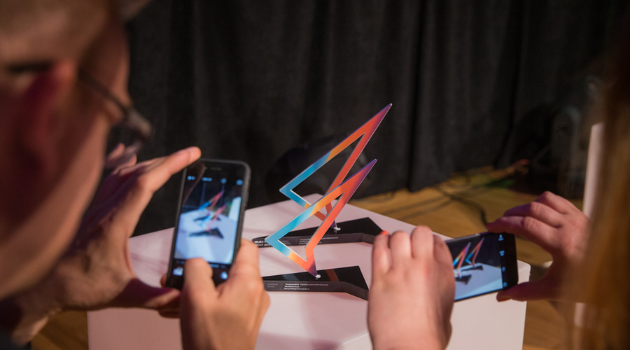 Na 6. Diggit-u se bodo se bodo za zlate in velike nagrade potegovala digitalna orodja, kanali, strategije in druge digitalne rešitve. Prijave del so odprte do 28. aprila. (foto: arhiv organizatorja)
