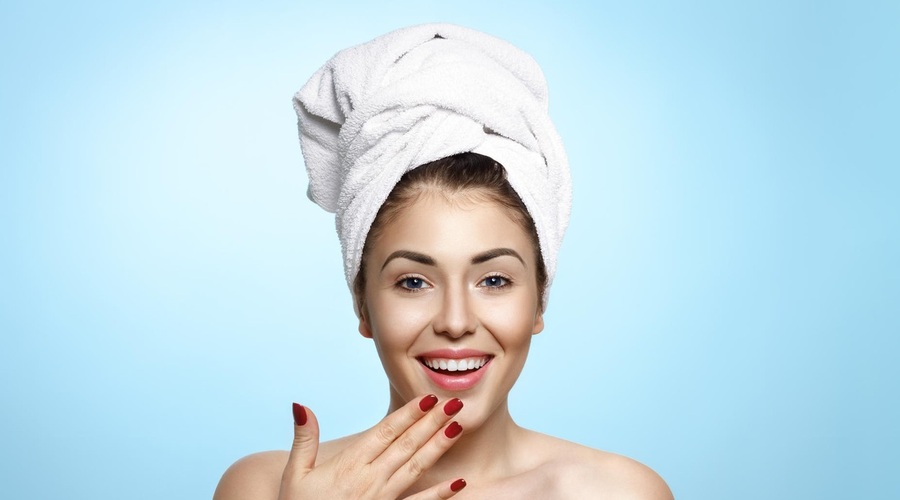 “Tvoja krema za obraz naj vsebuje antioksidante” (nasvet dermatologinje) (foto: Profimedia)