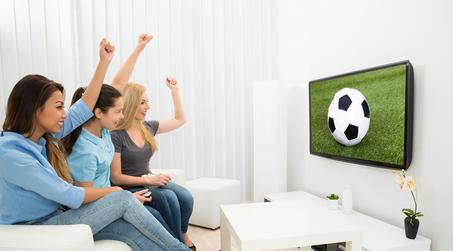 PUNCE POZOR: Na SportklubTV iščejo komentatorko (foto: shutterstock)