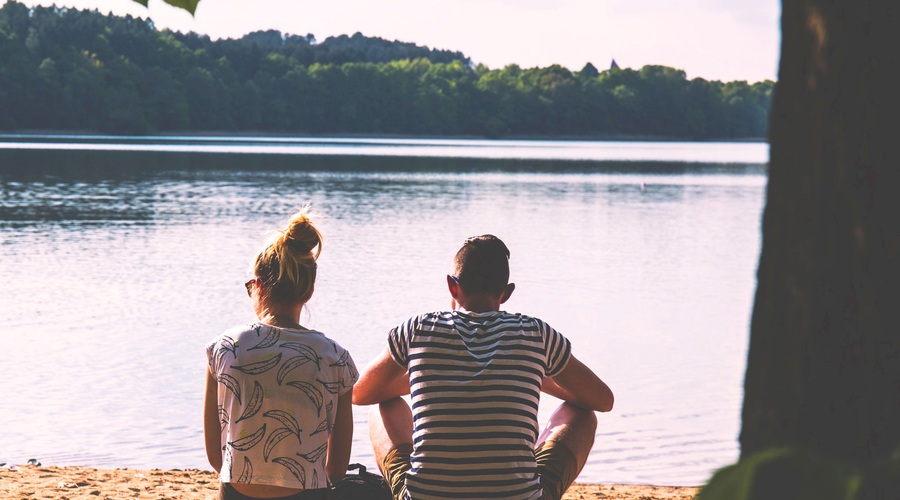 Si nagnjena h kratkotrajnim razmerjem? Ta zapis je zate … (foto: Unsplash.com/Freestocks.org)