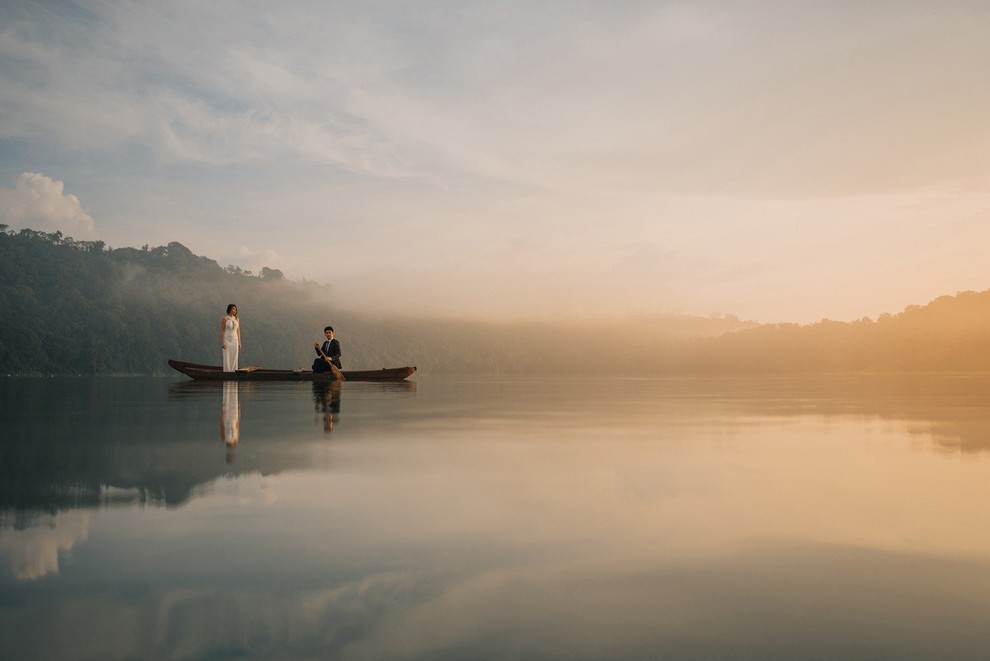 FOTO: Najlepše zaročne fotografije leta 2017 z najbolj čarobnih destinacij