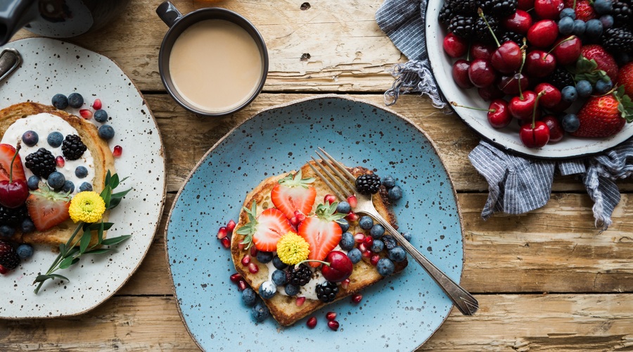 Tako narediš popolno fotko HRANE (+poglej te nore fotke!) (foto: Unsplash/Brooke Lark)