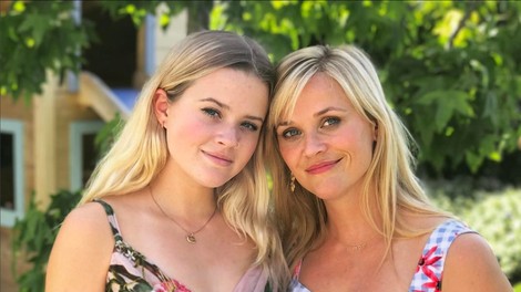 Hčerka Reese Witherspoon je pred dnevi praznovala 18. let - poglej, v kakšno čudovito lepotico je zrasla! (foto)