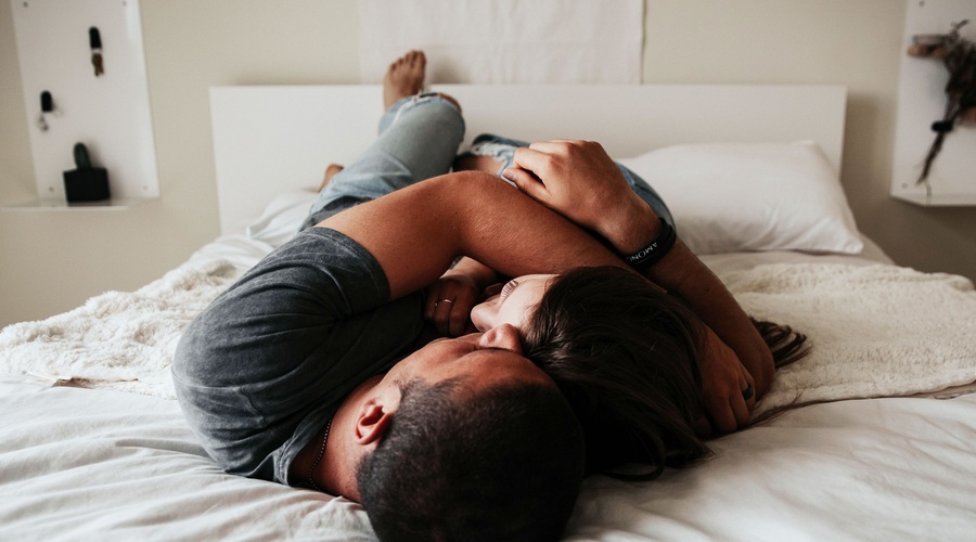 Se vedno zaljubiš v nedosegljivo osebo? Strokovnjakinja Melita Kuhar pojasnjuje, zakaj (foto: Unsplash.com/Becca Tapert)