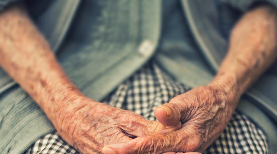 Upokojenci razkrili svoja življenjska obžalovanja (foto: Unsplash/Cristian Newman)