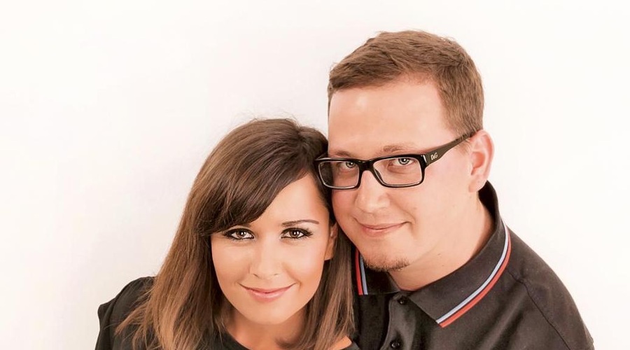 Joni (Oopsi blog) iskreno: "Na tleh je napol mrtva ležala mami" (foto: arhiv revije Lady)