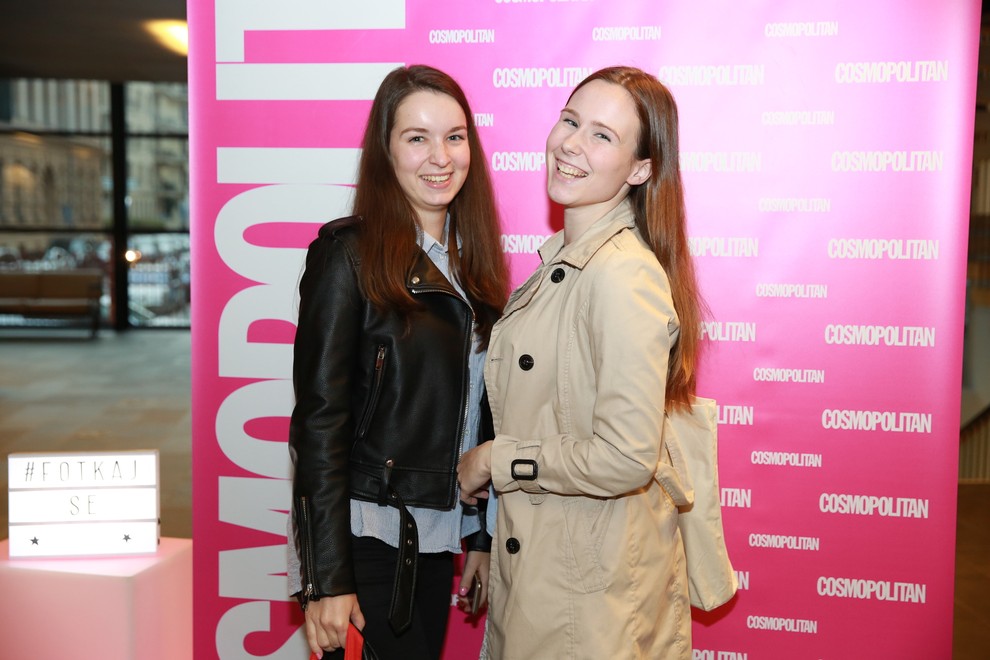Obiskovalke Cosmo konference.