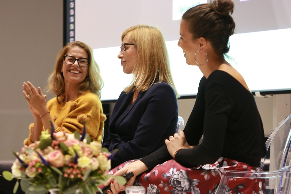 Martina Razinger, Katja Janko Puh in Tina Štrubelj so se zelo iskreno razgovorile o tem kako (pre)živeti v sodobnem svetu.