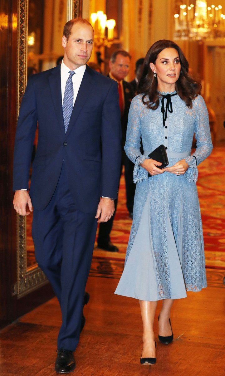 Kate Middleton se je prvič po objavi 3. nosečnosti pojavila v javnosti - Tako je videti! (foto: Profimedia)