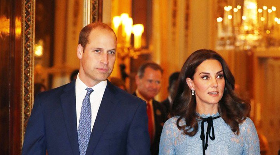 Kate Middleton se je prvič po objavi 3. nosečnosti pojavila v javnosti - Tako je videti! (foto: Profimedia)