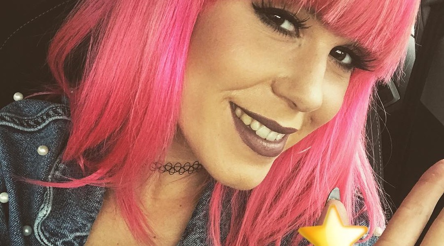 Nika Zorjan pred finalno oddajo Znan obraz ima svoj glas objavila čustven zapis, ki nam je dal misliti ... (foto: Instagram.com/@nikazorjan)