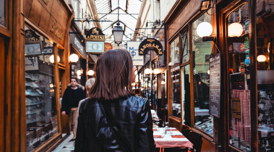 Ta čudovita stvar se zgodi, ko se za eno leto odpoveš nakupovanju! (foto: Unsplash.com/Tristan Colangelo)