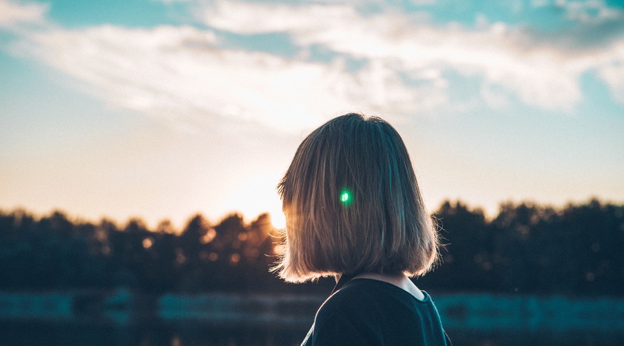 "Imam fanta in ljubimca, katerega naj izberem?" (foto: Unsplash.com/Lili Kovac)
