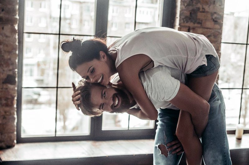 Je vajin odnos zadnje čase neka srednja žalost? TOLE vama bo pomagalo! (foto: Shutterstock)
