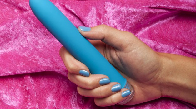 'Ali lahko med nosečnostjo uporabljam vibrator?' JA, ampak samo, če upoštevaš TOLE! (foto: Getty Images)