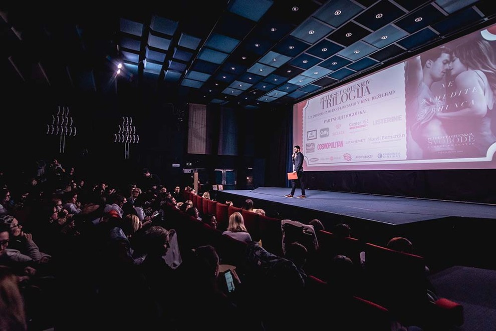 FOTO: Utrinki z razprodane trilogije 50 odtenkov (Kino Bežigrad)