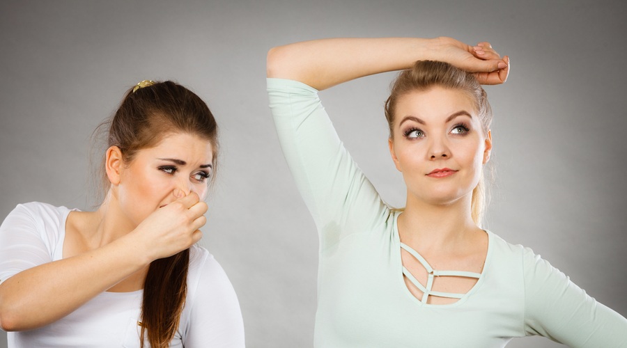 Vonj po znoju NI modni dodatek (foto: Shutterstock)