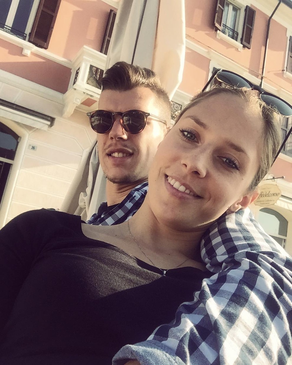 Naša simpatična smučarka Ana Bucik je svoje srce oddala nogometašu Krisu Joganu.