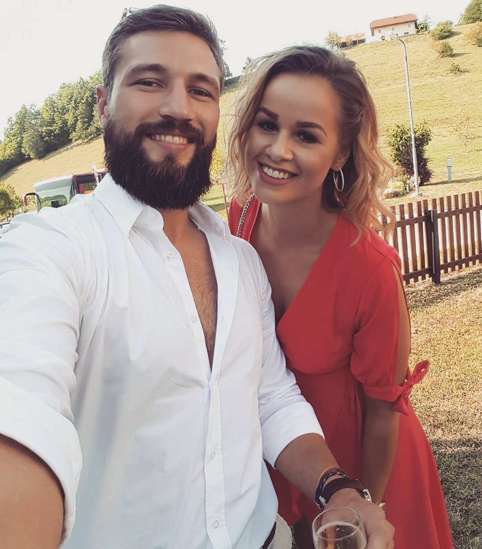 Za Filipa Flisarja bo 2018 totalno srečno leto, saj bo postal očka. Njegova izbranka Monika Vuk je ena izmed srečk …