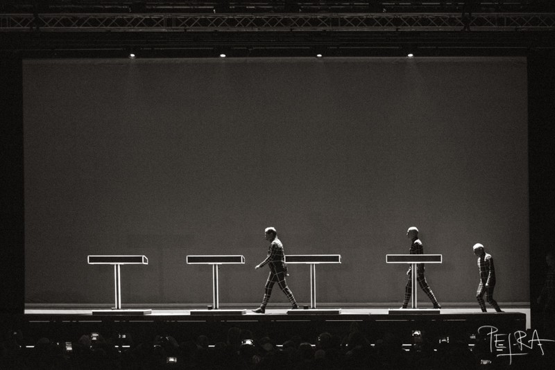 Kraftwerk: Osupljivo 3-D koncertno izkušnjo smo doživeli v živo (FOTO)