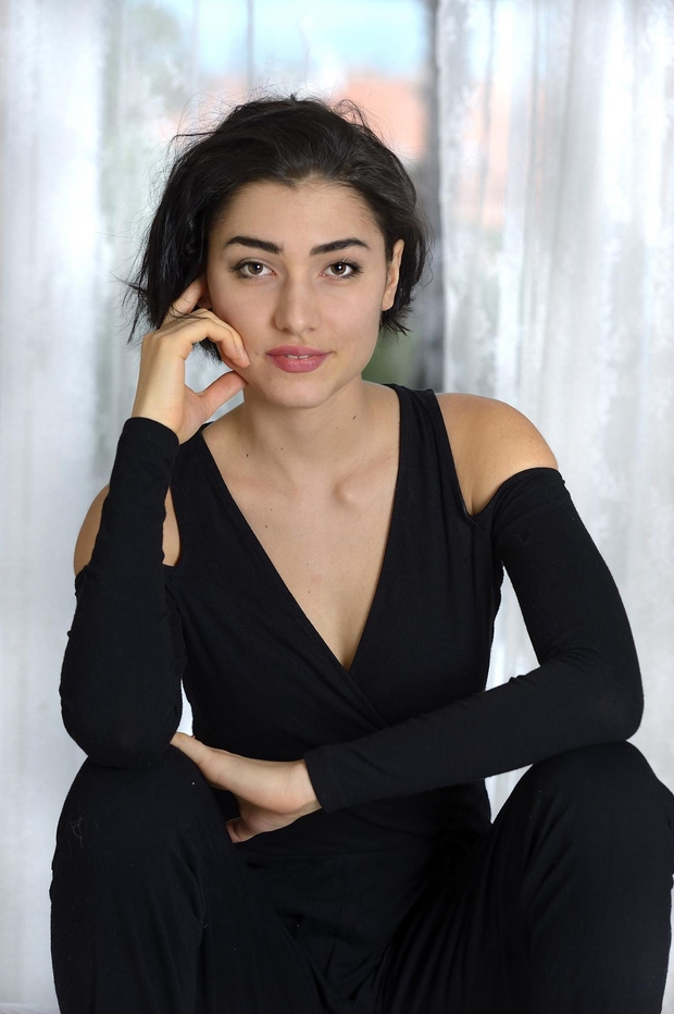 Zala Djurić Ribič razkrila (in celo pokazala FOTKO!), kdo je njen fant (foto: Primož Predalič)