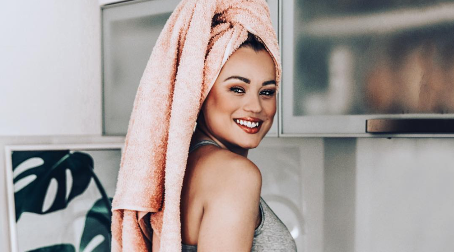 Uauuuu! Katarina Benček nas je spustila v svoje prelepo stanovanje! (foto: Instagram.com / _reenaah_)