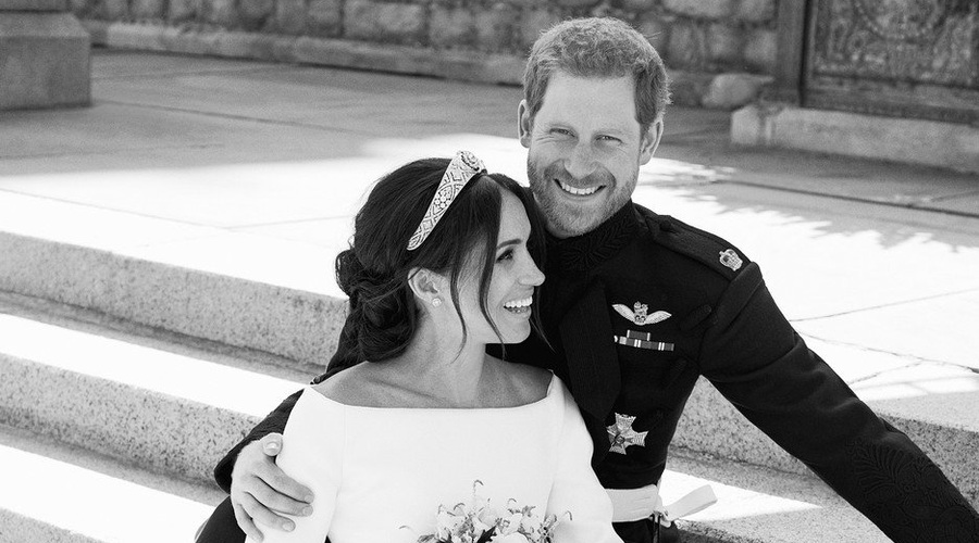 Harry in Meghan: Ganljivi detajli, s katerimi sta se na poroki poklonila pokojni princesi Diani (foto: profimedia)