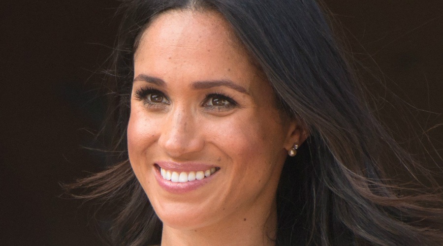 Poglej, kako se je Meghan Markle na poroki prikupno spotaknila (foto: Profimedia)
