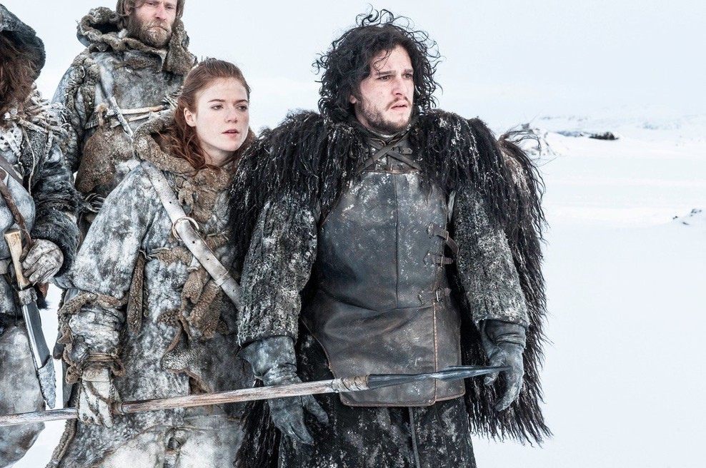 V seriji sta takšna, na svoj poročni dan pa sta Rose Leslie in Jon Snow preprosto BLESTELA! (foto: Profimedia)
