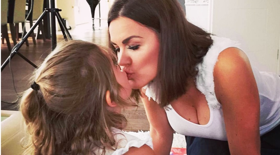 Rebeka Dremelj je razkrila, zakaj sta s hčerko pristali v bolnišnici (foto: Instagram.com/rebekadremelj)
