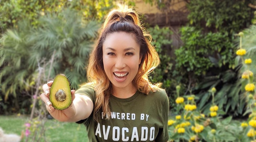 Popularna fitnes YouTuberka razkriva, kaj se zgodi, če vsak dan narediš 100 počepov (foto: Instagram.com/@blogilates)