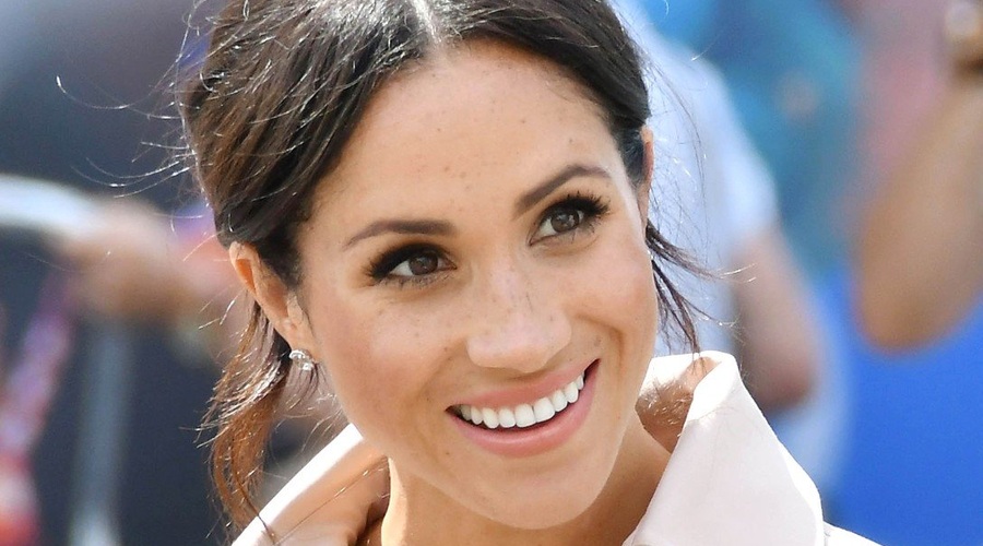 Poglej, kaj želi Meghan Markle sporočiti njen oče! (Ganljivo sporočilo) (foto: Profimedia)
