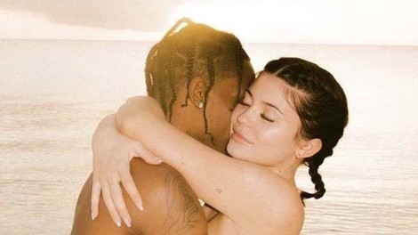 Kylie Jenner in Travis Scott KONČNO razkrila svojo (noro) ljubezensko zgodbo!