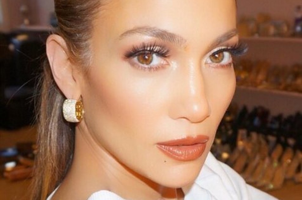 Preprost trik, s katerim boste uspešno prekrili podočnjake in izgledali popolnoma prerojeno (foto: Profimedia)