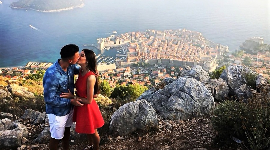 TA moški je svoje dekle zaprosil nad Dubrovnikom in njun VIDEO je obnorel ves svet! (foto: Instagram/marinho__10)
