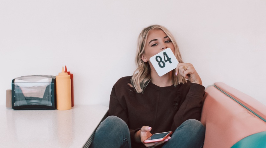 Horoskop: Katero družabno omrežje je pisano na kožo tvojemu znamenju? (foto: Unsplash/Autri Taheri)