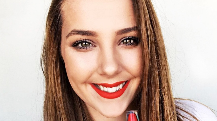 Lana Špital je ponudila ODLIČNO idejo za jesensko manikuro (foto: Instagram.com/lanaspital)