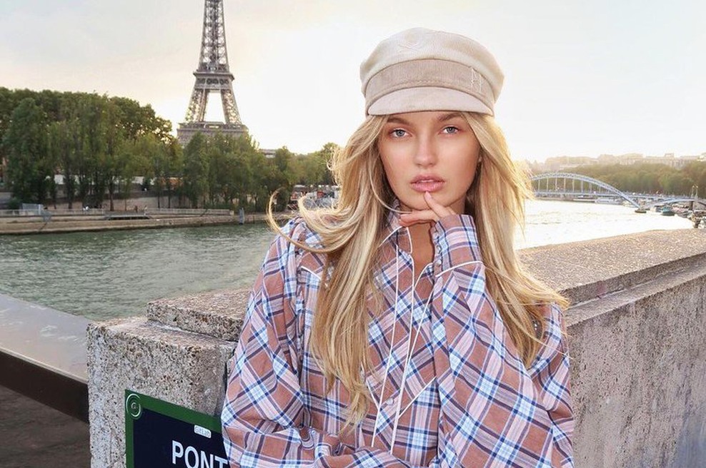 Oversized srajca je preteklost, modni mesec napoveduje TA model! (foto: Profimedia)
