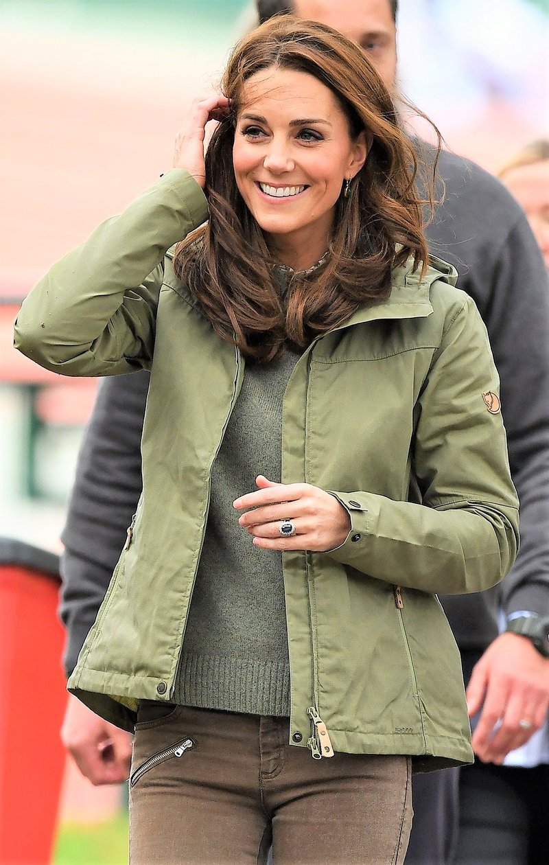 Našli smo dostopno različico TOP jesenske oprave Kate Middleton (+ kje jo lahko kupiš!) (foto: Profimedia)