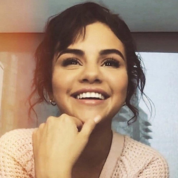 Selena Gomez, ena izmed najbolj popularnih glasbenic, ima za seboj pestri dve leti. Lani je zaradi svoje avtoimune bolezni lupusa …